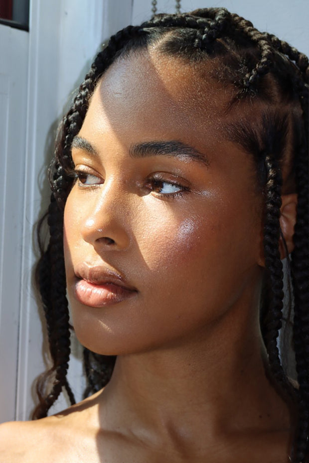 BLUREFX FLAWLESS CONCEALER AND FOUNDATION