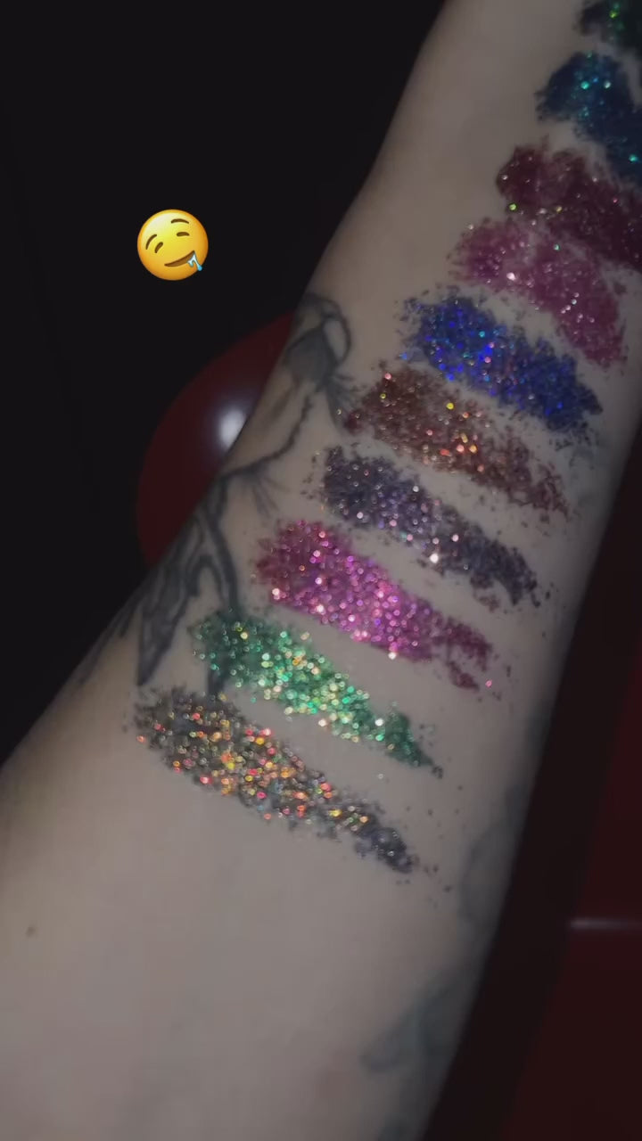 UNICORN MULTICHROME GLITTER SHADOW PALETTE