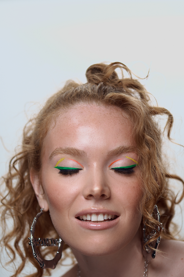 UV VEGAN LIQUID LINERS