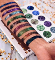 UNICORN MULTICHROME GLITTER SHADOW PALETTE